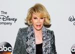 Optræden. I foråret deltog Joan Rivers i en fejring af journalisten Barbara Walters. 