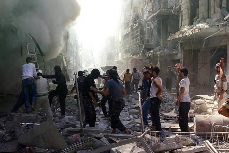 Ødelæggelser. Det Syriske Observatorium for Menneskerettigheder, der støtter oprøret mod Assad-styret, har udsendt dette billedet fra Aleppo. Nyhedsbureauet AP har verificeret, at billedet er ægte. 