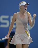 kampvilje. Caroline Wozniacki har formået at føje nye offensive slag til sit arsenal, så hun nu kan true alle spillere i tennistoppen. 