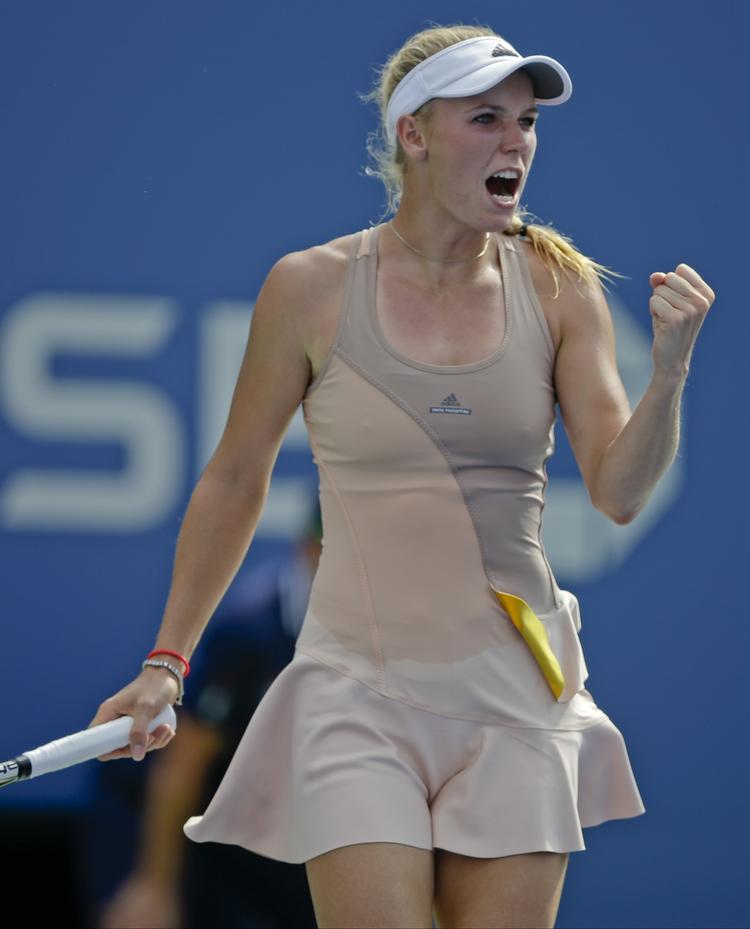 kampvilje. Caroline Wozniacki har formået at føje nye offensive slag til sit arsenal, så hun nu kan true alle spillere i tennistoppen. 