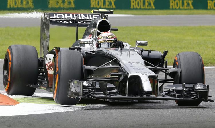 Gentagelse. Kevin Magnussen er i de to seneste løb blevet idømt tidsstraf. 