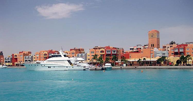 Udflugt. Hurghada er meget mere end bare daseri på stranden og ved poolen. 