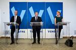 FInanslov. Venstre formand Lars Løkke Rasmussen præsenterede i dag partiets forslag til en finanslov for 2015 flankeret af finansordfører Peter Christensen og politisk ordfører Inger Støjberg. 
