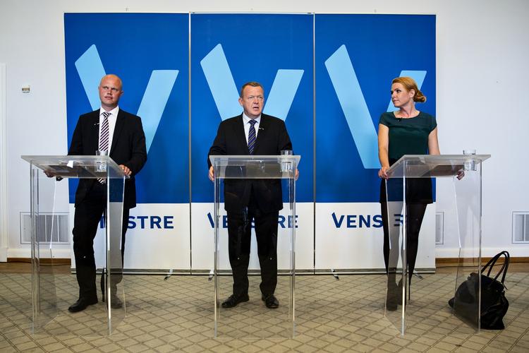 FInanslov. Venstre formand Lars Løkke Rasmussen præsenterede i dag partiets forslag til en finanslov for 2015 flankeret af finansordfører Peter Christensen og politisk ordfører Inger Støjberg. 