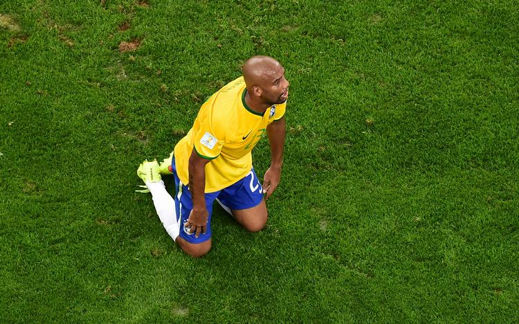 Nedture. Maicon var med i både 7-1-afklapsningen mod Tyskland og 3-0-nederlaget til Holland i VM-bronzekampen. 