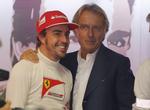 presset. Luca di Montezemolo sammen med Formel 1-stjernen, Fernando Alonso, ved weekendens grand prix på Monza-banen i Italien. 