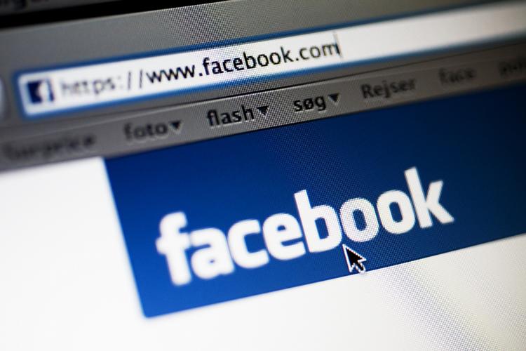 Facebook. De bliver dog rustet til jobmarkedet, som i fremtiden i endnu højere grad vil kalde på det, fremtidsforskeren kalder »dobbelt tilstedeværelse«. 