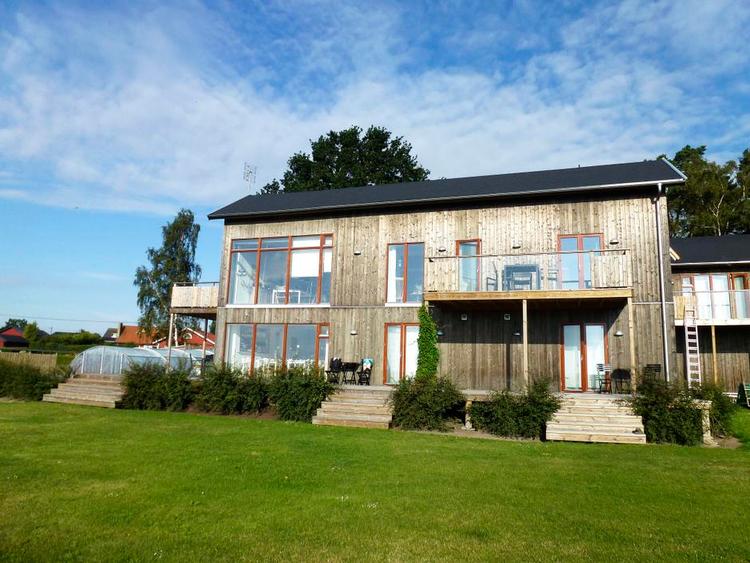 naturligt. Ro, stilhed og natur er kodeordene på hotellet. I området findes en række vandreruter. 