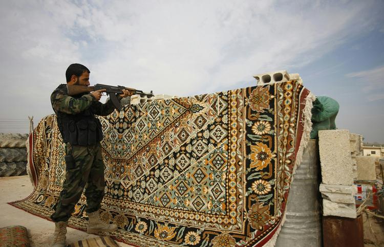 Ekstremisme. På YouTube ligger flere videoer, hvor ledende figurer i 'Kaldet til islam' opfordrer danske muslimer til at drage i krig i Syrien. 