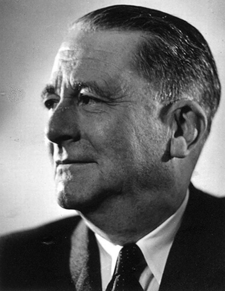 Juristen. Carl Schmitt mente, at parlamentarismen var dybt ineffektiv. 