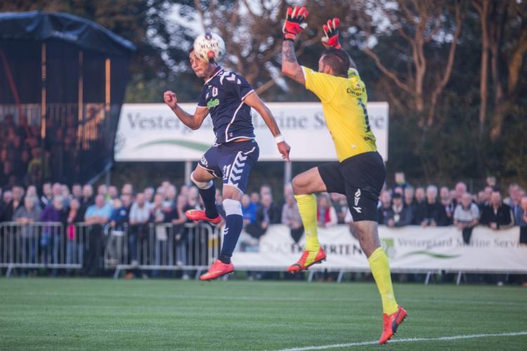topkamp. AGF's angriber Mate Vatsadze scorer til 1-0 mod VFF. 