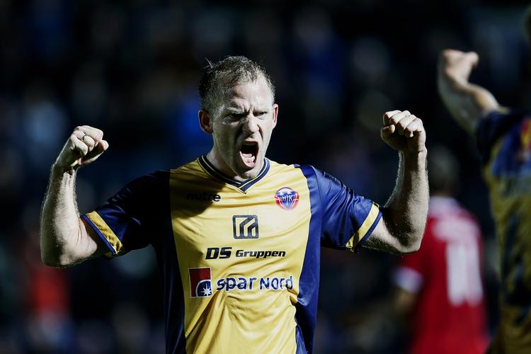 sejrsvilje. Martin Thomsen jubler efter sin scoring til 3-1 for Hobro. 