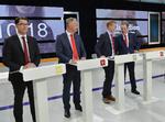 Upopulær. De øvrige partiledere vendte sig fra Jimmie Åkesson - i mere end én forstand - i den afsluttende partilederrunde. 