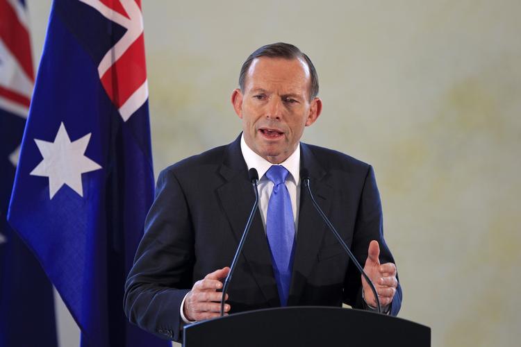 Ordre. Australske soldater skal »forhindre den humanitære krise i at eskalere yderligere«, siger premierminister Tony Abbott. 