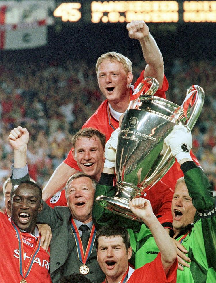 TRIUMFEN. Da Manchester United i 1999 lige til allersidst slog Bayern München 2-1 i Champions League-finalen, var det endnu en engelsk sejr over et tysk hold i en stor finale. 