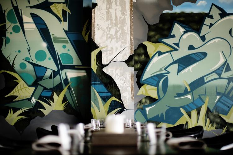 Favorit. Amass ligger i B&amp;W-værftets depothaller, hvor man har trukket gadekulturens graffiti indenfor og sat den til betonvægs som pynt. Her fremtryller køkkenchef Matt Orlando retter, der er så ekstraordinære, at de er indstillet på stribe til Årets Ret 2014. 