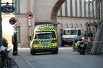 Mand er ramt af skud nær Rådhuspladsen
