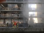 RØG. Det er her på Tom Kristensens Vej i København S, hvor der kommer røg op fra en kælder. 