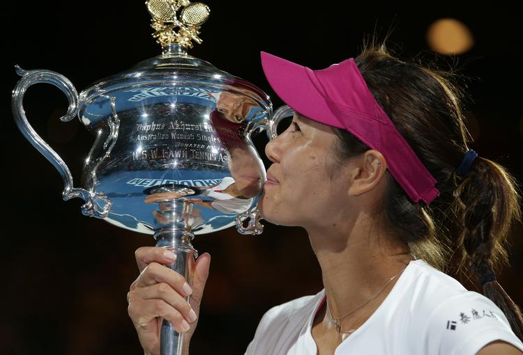 SKADET. Ikke siden juli har Australian Open-vinderen Li Na spillet en kamp, så nu er det slut for kineseren. 