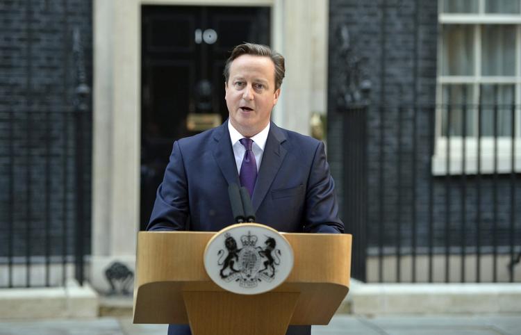 LETTET. Premierminister David Cameron er glad for det skotske nej til løsrivelse og lover nu alle unionens indbyggere, at deres lande før øget selvstyre. 