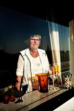 alene. Birte Flensburg havde svært ved at få styr på økonomien, da hendes mand gik bort. Han havde altid holdt styr på den slags, og pludselig var det hele overladt til Birte selv. 