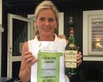 PRÆMIERET. I juli, august og september har Gitte Nielsen gjort sig fortjent til en flaske whisky for at lave hole-in-one i Kokkedal Golfklub. 