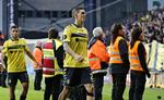 AGGER. Klapsalver til Daniel Agger blev dyr for en gruppe fans til kampen mellem FCK og Brøndby i Parken i går. 