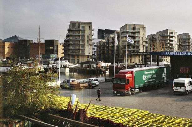 Et supermarked med italienske varer ved Enghave Brygge må snart vige for byggeplanerne 