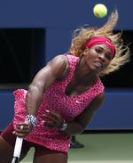 ude. Serena Williams måtte opgive i turneringen i Kina, der har budt på mange overraskende resultater. 