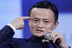 velhavende. Jack Ma sætter sig på tronen som Kinas rigeste mand. I fredags fik han endnu flere milliarder i pengetanken, da hans internethandelsfirma Alibaba gik på børsen i New York. 