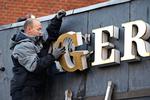 FREDET. Den færøske BankNordik har blandt andet overaget Amagerbanken og driver nu 16 filialer i Danmark. Men de godt 200 ansatte er ikke omfattet af den danske whistleblowerordning. 