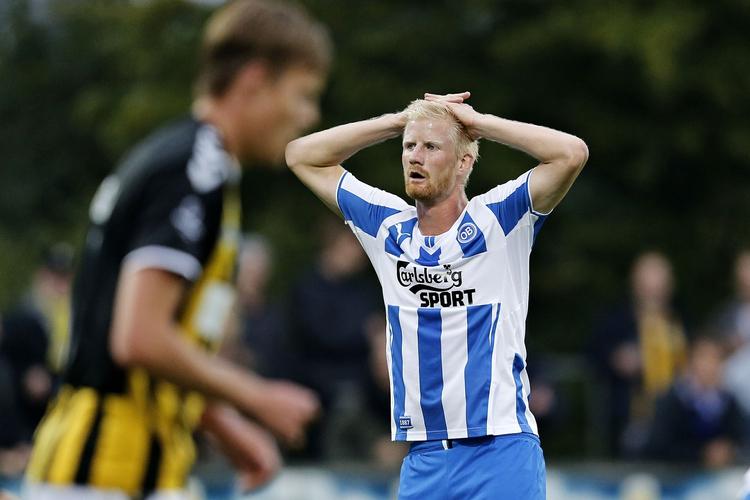 HOVSA. Brønshøj var et af tre hold, der sendte en modstander fra Superligaen ud i anden runde, da Thomas Mikkelsen og OB blev besejret. 