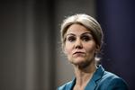 Krig. Statsminister Helle Thorning-Schmidt (S) fortalte i dag på et pressemøde, at USA har bedt Danmark bidrage med kampfly til krigen mod Islamisk Stat. 