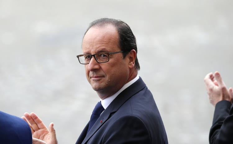 Stilstanden i økonomien har bidraget til, at den socialistiske præsident, François Hollande, er styrtdykket i popularitetsmålinger. 