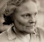 Sunneva blev sammen med 500 franske kvinder deporteret til kvindelejren Ravensbrück nord for Berlin. Kun 30 overlevede. 