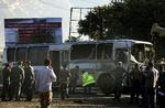 Angreb. Blandt andet en militærbus var målet for bomberne i kabul. 
