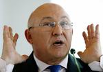 underskudsforretning. Frankrigs finansminister, Michel Sapin, kan fortsat ikke holde underskuddet på Frankrigs offentlige finanser inden for EU's rammer. 