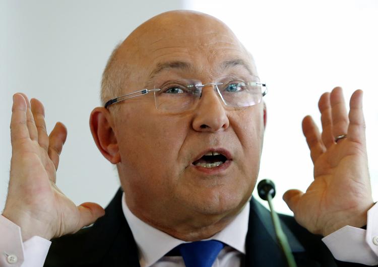 underskudsforretning. Frankrigs finansminister, Michel Sapin, kan fortsat ikke holde underskuddet på Frankrigs offentlige finanser inden for EU's rammer. 
