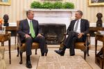 Magtfulde. For en kort bemærkning skulle man ikke tro, at formanden for Repræsentanternes Hus, John Boehner (t.v.), og præsident Barack Obama var fra forskellige partier. 