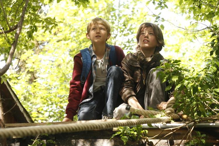 Bekymringsløst. Den ubesmittede barndom rummer ikke de store dramaer. Foto: Karin Blid Alsbirk. Foto fra filmen. 