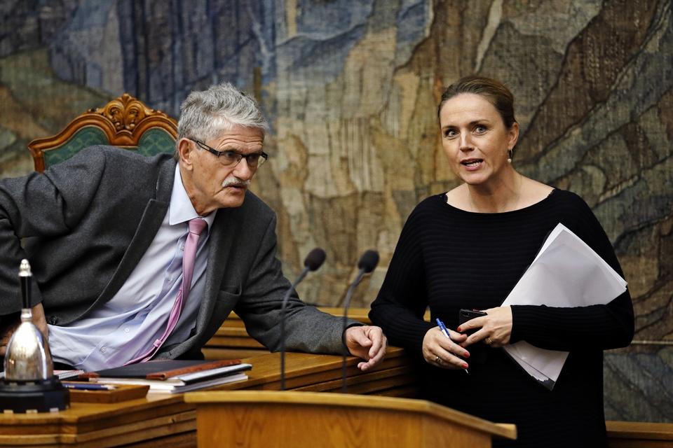 Folketingets formand Mogens Lykketoft og justitsminister Karen Hækkerup. 