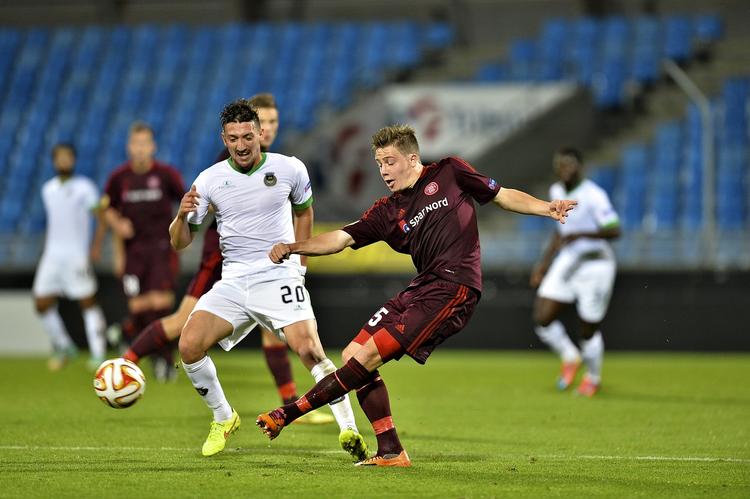 1-0. AaB var det bedste hold mod Rio Ave, men nordjyderne havde svært ved at få noget ud af chancerne. 