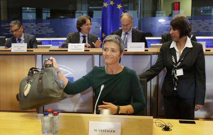 Ros. Det er den generelle stemning på tværs af det politiske spektrum her til aften, hvor Vestager har gennemført sin tre timer lange demokratiske eksamen i Europaparlamentet. 