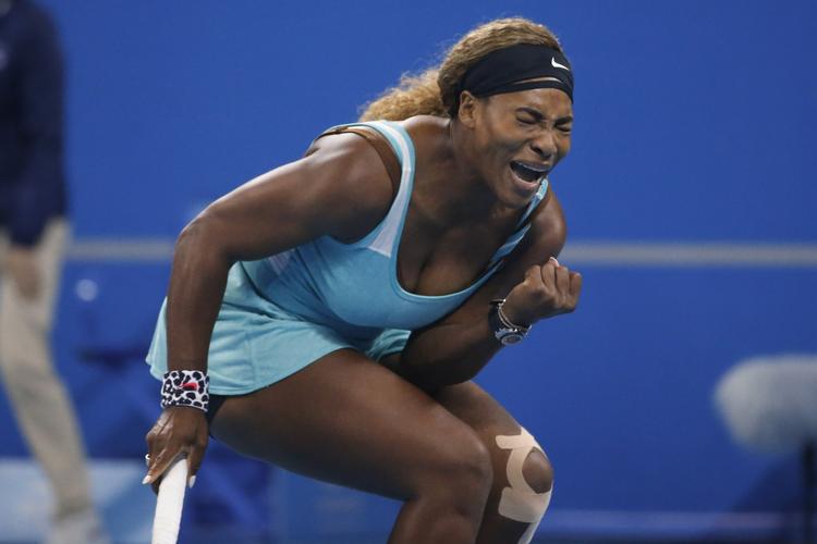 Mør. Serena Williams har ikk ehaft tid til at få skannet knæet, som har givet hende problemer gennem længere tid. 