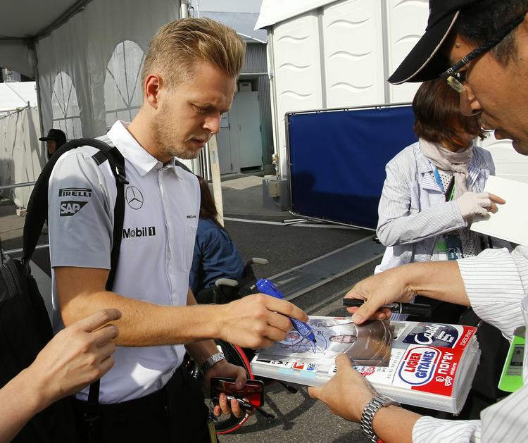 syver. Kevin Magnussen skal endnu en gang åbne et løb fra en sekundær position. 