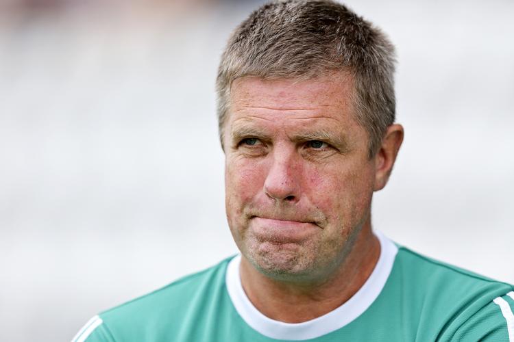 dominans. AaB's cheftræner Kent Nielsen forudser en kamp om boldbesiddelse, når nordjyderne møder Brøndby. 