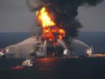 katastrofe. 11 mennesker blev dræbt ved eksplosionen på Deepwater Horizon-olieboringen eksploderede i 2010, og efterfølgende skete en stor miljøkatastrofe, da millioner af tønder olie væltede ud i havet. 