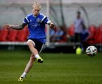 ankelskade. Simon Kjær er blevet skadet i Lilles kamp i midtugen - og er tvivlsom til landskampen mod Albanien. 