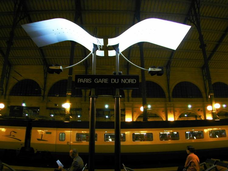 FALLENT. Den ellers så berømmede banegård i Paris, Gare du Nord, er ifølge den britiske forretningsmand, ikke andet end »Europas svinesti«. 