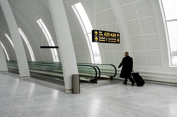 Skattehul. Lige nu betaler danske pensionister, der emigrerer til Luxembourg, under 20 procent i skat af de pensioner, de får udbetalt fra Danmark. Og så går skatten ubeskåret til Luxembourg. 